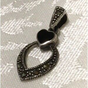Vintage Sterling Silver 925 Pendant CW signed Marcasite Onyx Heart